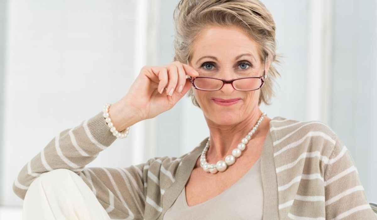 Eyeglasses for dark grey hair