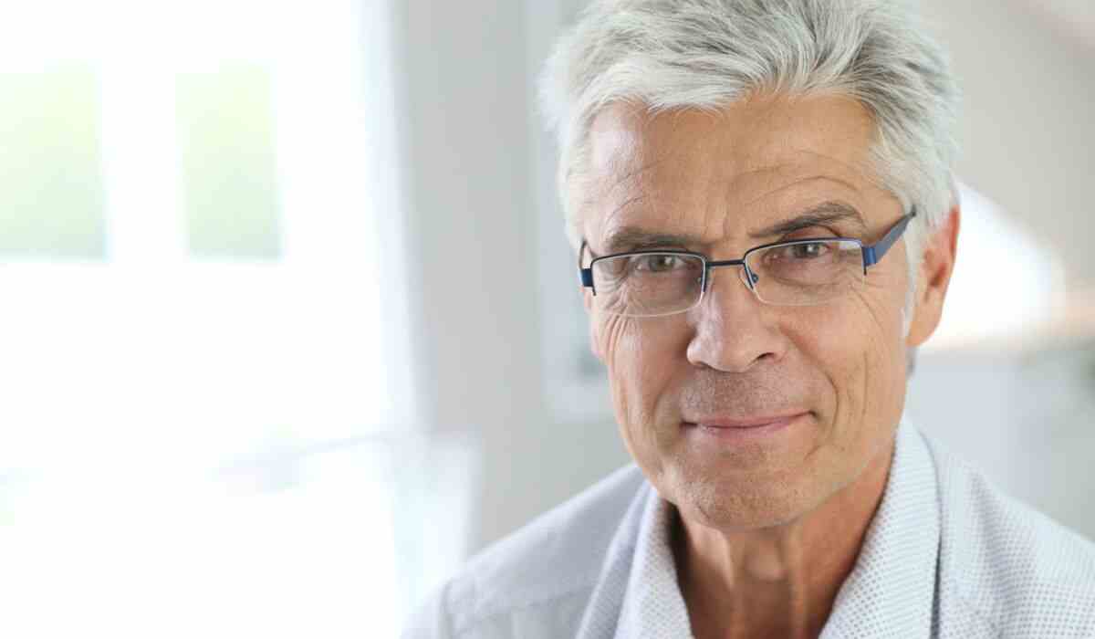 Glasses For Grey Hair Man