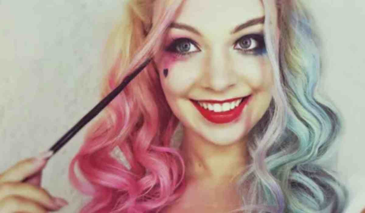 What Color Is Harley Quinn's Hair?