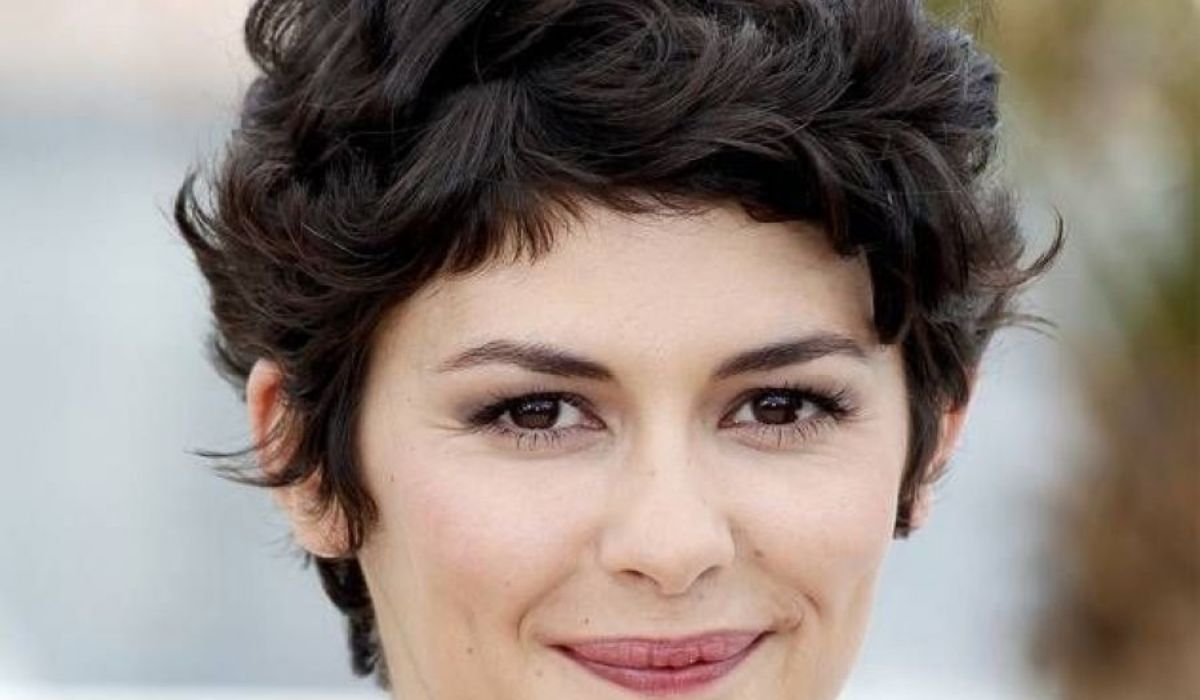 pixie cut curly hair